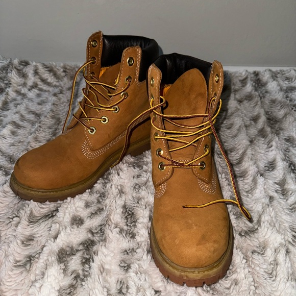 Timbrooks - Picture 1 of 1